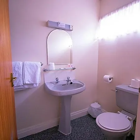 Pinegrove 3* Carlisle (Cumbria)