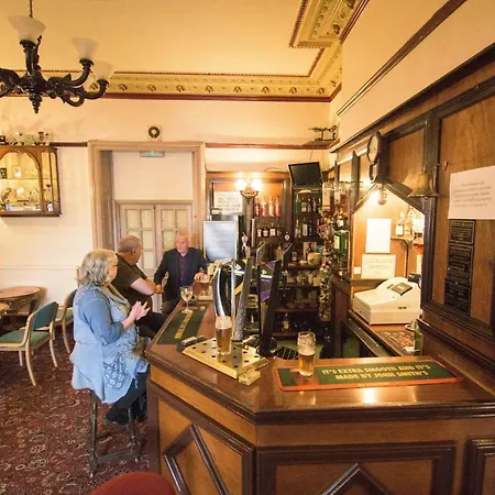 Pinegrove 3* Carlisle (Cumbria)