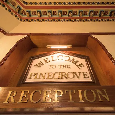 Pinegrove 3* Carlisle (Cumbria)