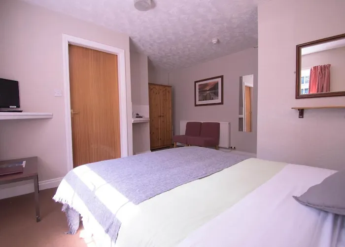 Pinegrove 3* Carlisle (Cumbria)