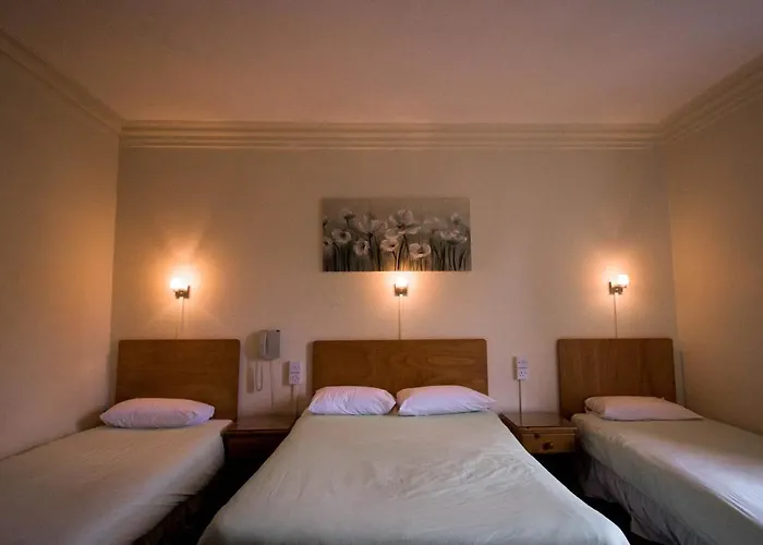 Pinegrove 3* Carlisle (Cumbria)